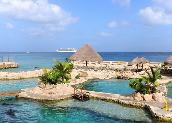 https://www.smartertravel.com/uploads/2016/09/Best-Cruise-Destination-in-Western-Caribbean-Cozumel-700x500.jpg