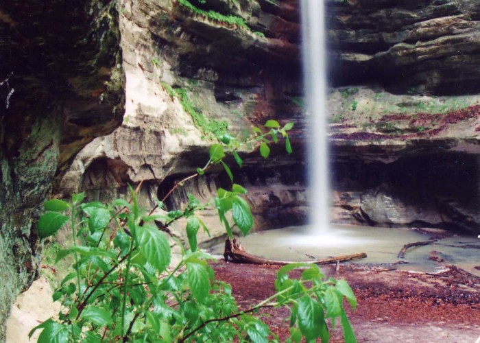 Get outdoors at Illinois’ Starved Rock State Park
