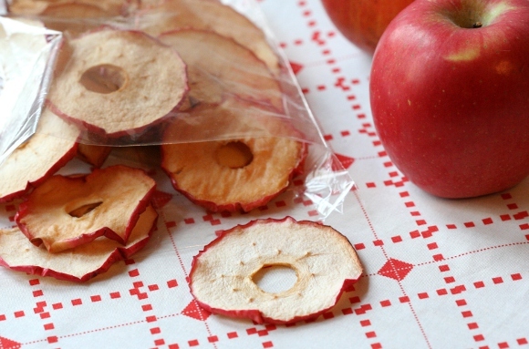 Oven-Dried Apple Chips