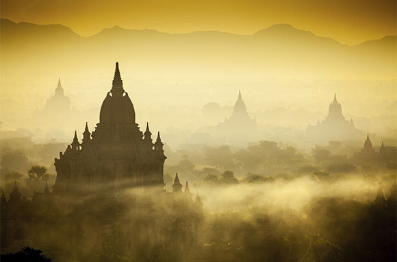 Trekking In Burma (Exodus)