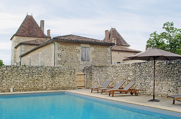 A Chateau in Southern France for $28 Per Person, Per Night