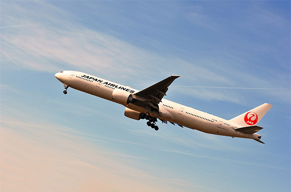 Best Coach-Class Airline for Intercontinental Flights: Japan Airlines