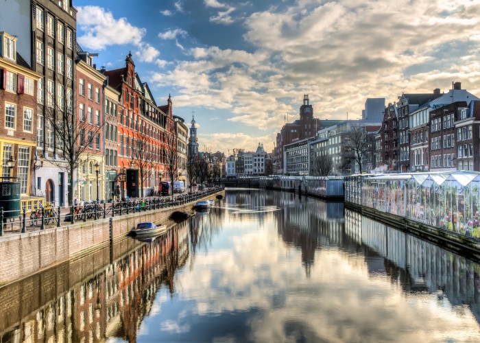 Five Reasons to Book a Trip to Amsterdam Right Now