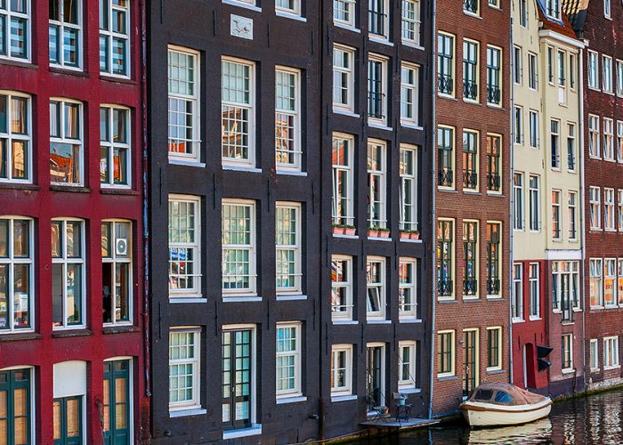 Amsterdam and Paris: 6-Night Vacations from $789