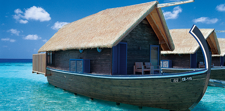 overwater bungalow cocoa island by como
