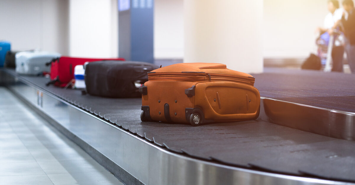 Luggage Shipping vs. Checking Bags: Which Is Better ...