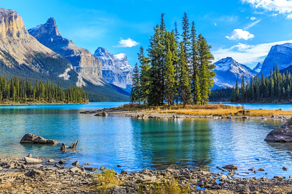 best place to visit canada in the summer