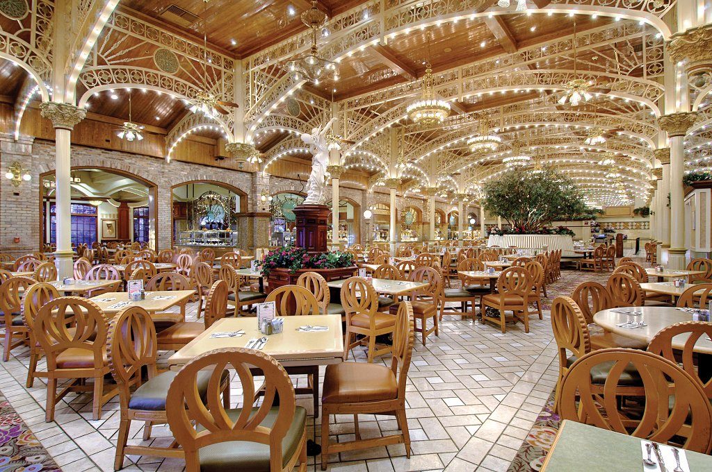 Garden court buffet