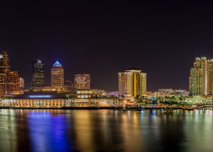 tampa restaurants on the water