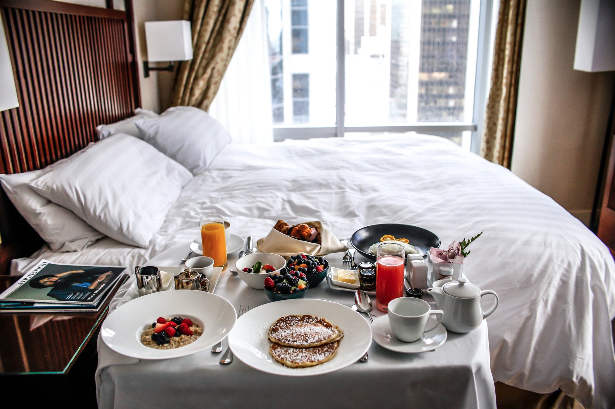 [Image: room-service-breakfast.jpg]