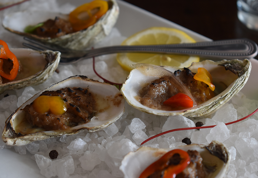 oysters at surf house carolina beach