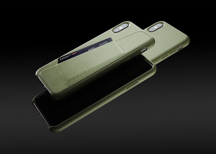 MUJJO full-leather wallet iPhone case in green.
