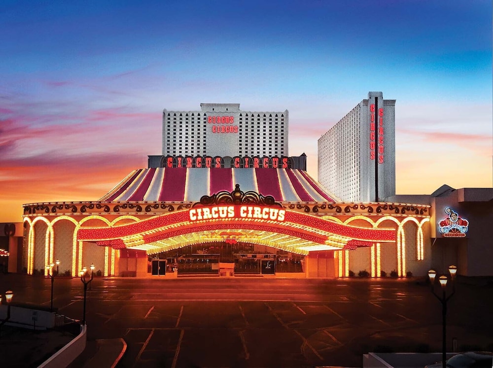 The front of the Circus Circus hotel in Las Vegas