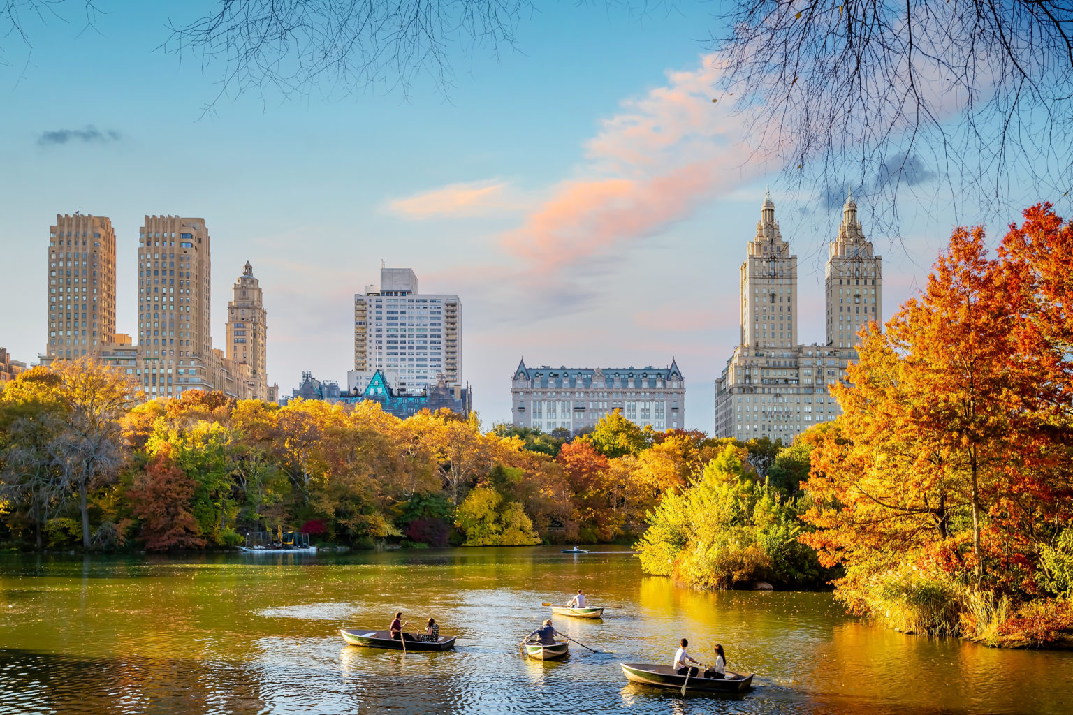 The 7 Best U.S. Cities and Towns to See Fall Foliage | SmarterTravel