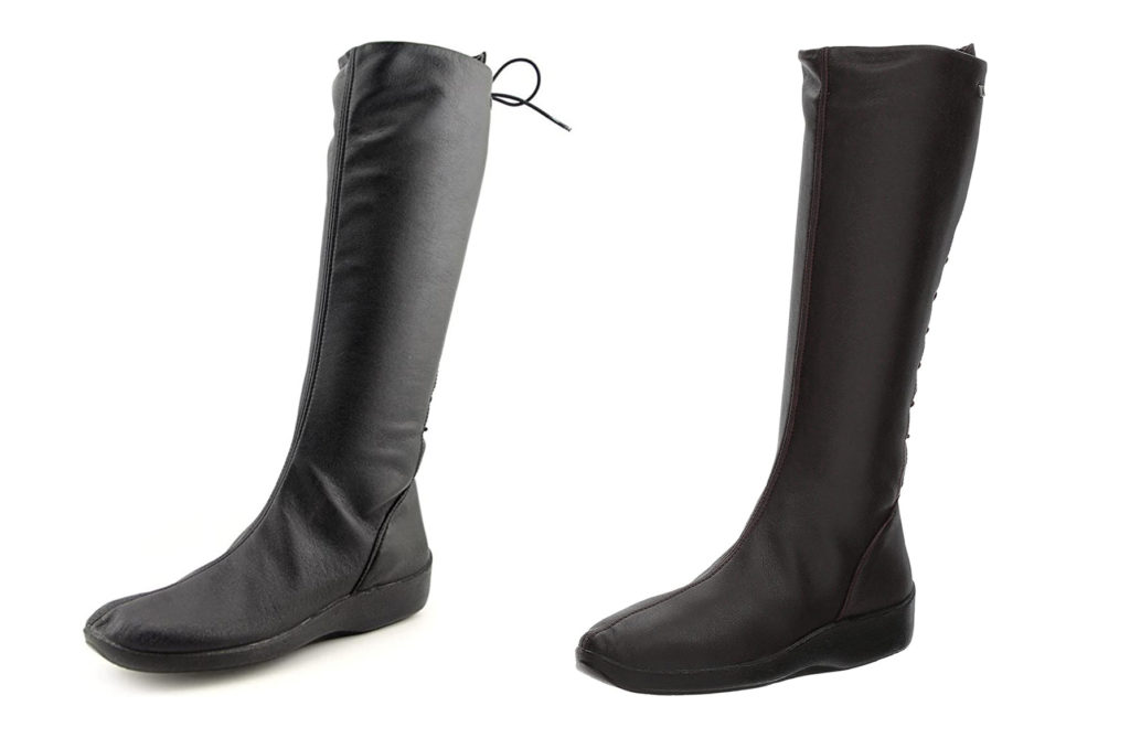 The Arcopedico L31D Tall Riding Boots in brown (left) and the Arcopedico L31D Tall Riding Boots in black (right)