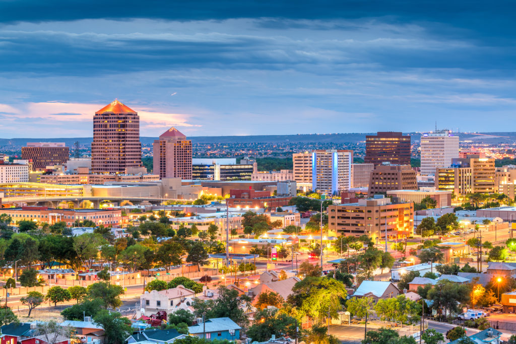 Albuquerque, New Mexico skyline at dusk