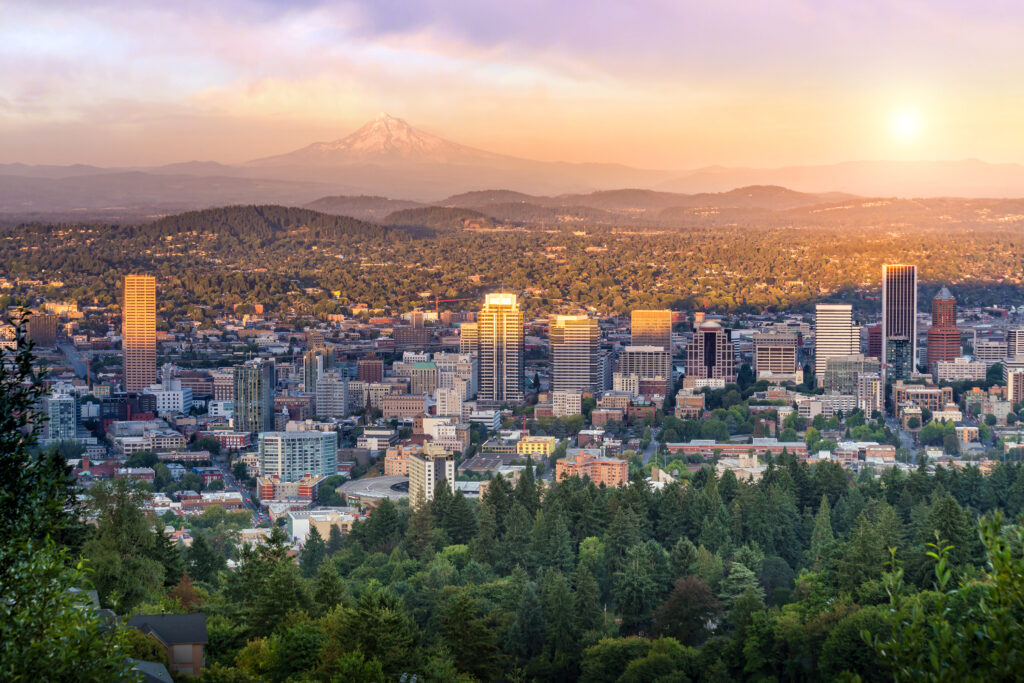 Skyline of downtown Portland, Oregon at sunset