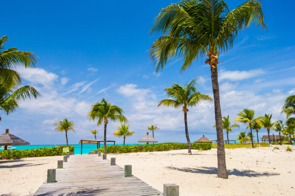 White sand beach at Turks and Caicos, a topical babymoon destination