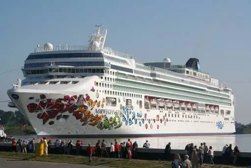 Cruise news roundup: NCL, HAL, Princess, Cunard