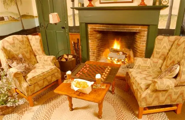 Ten Cozy New England Inns for Fall