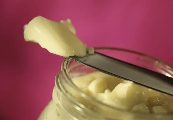 Weekly Weird: The Case of the Knife in the Mayonnaise