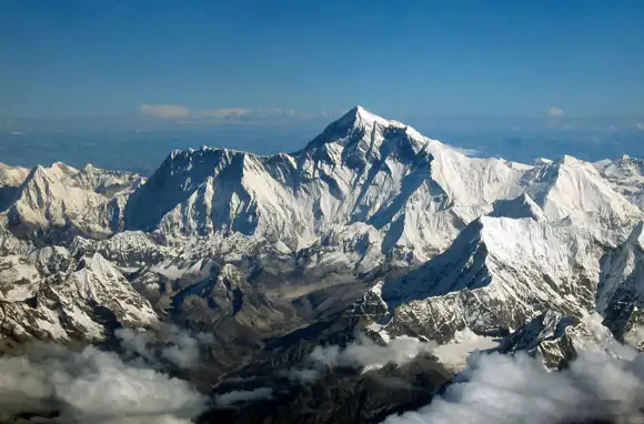 World's Tallest Mountain: Mount Everest, Nepal/China