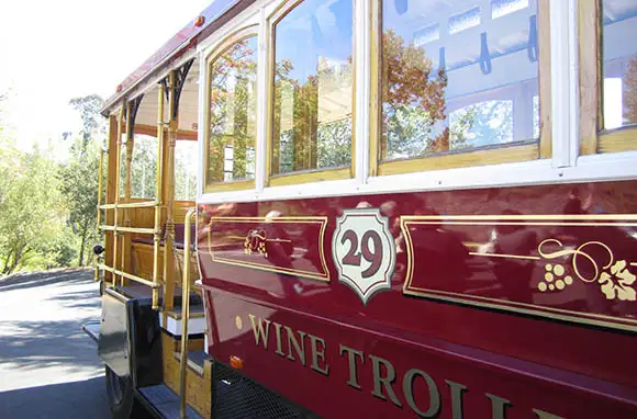 Sonoma Valley Wine Trolley: Sonoma, California