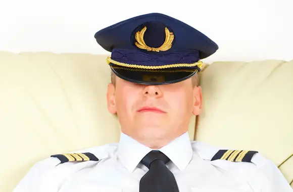 50 Percent of British Pilots Admit to Sleeping in Cockpit