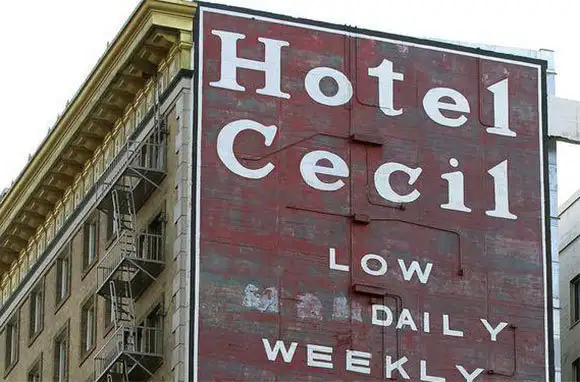 Hotel Guests Drink Corpse-Tainted Water for Two Weeks
