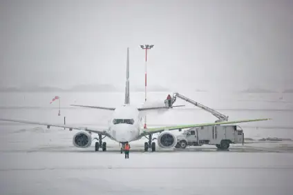 New Storm Causes More Canceled Flights in Northeast