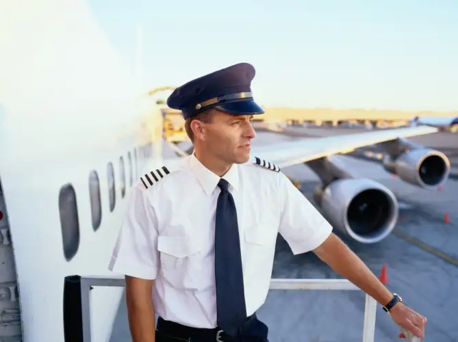 Airplane Insider: Secrets I Learned Sitting Next to an Airline Pilot
