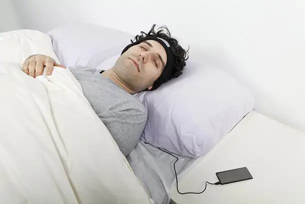 10 Tiny Gadgets That Will Help You Sleep on the Plane