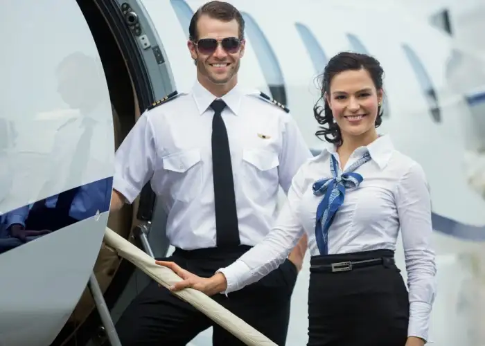 12 Ways to Make the Airplane’s Cabin Crew Like You