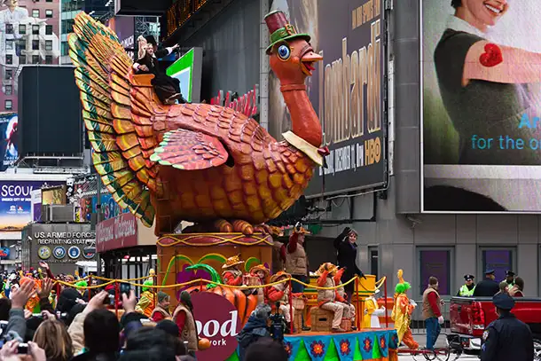 The 9 Best Places in NYC to Watch the Macy’s Thanksgiving Day Parade