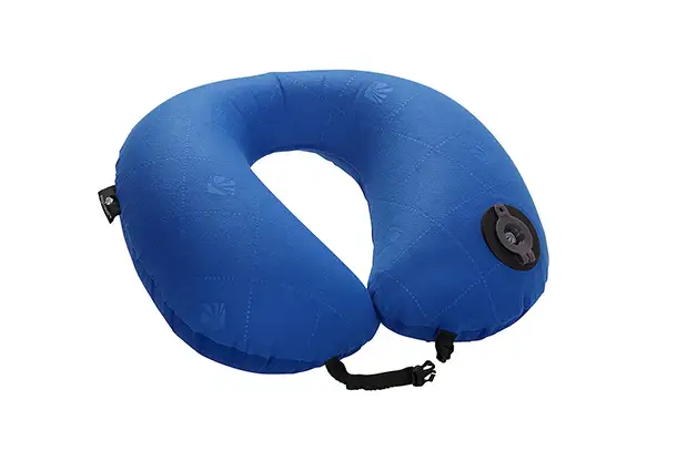 Exhale Neck Pillow Review: Easy-Inflation and Soft Feece Cover