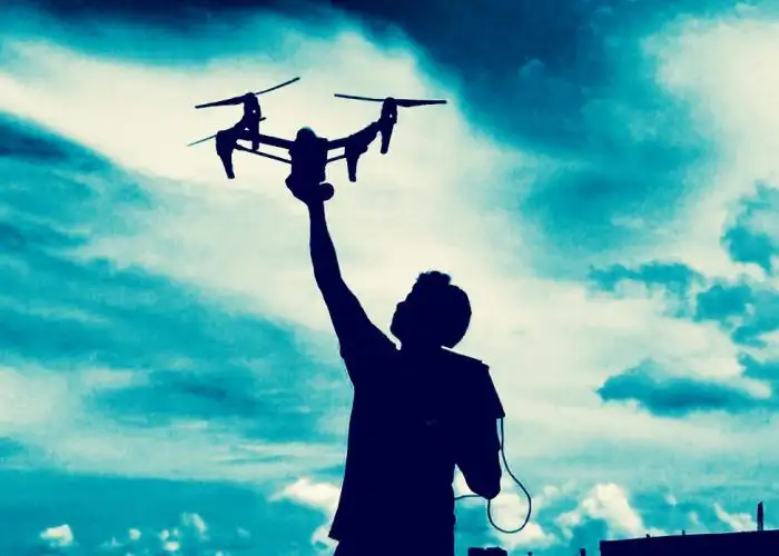 Man holding drone - hero