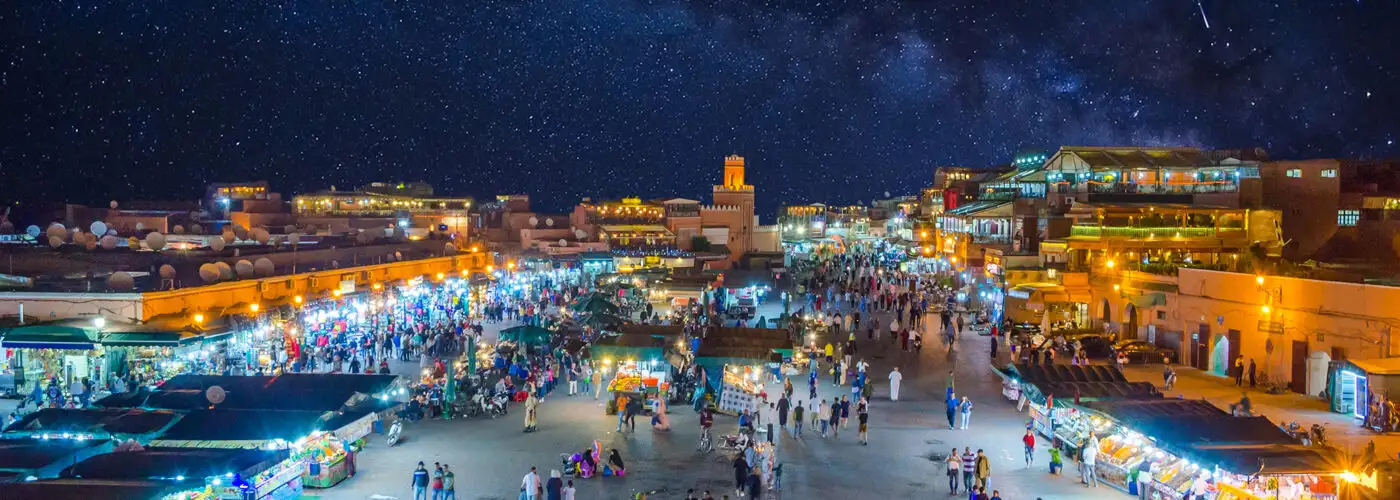 jemaa el-fna square marrakech at night.