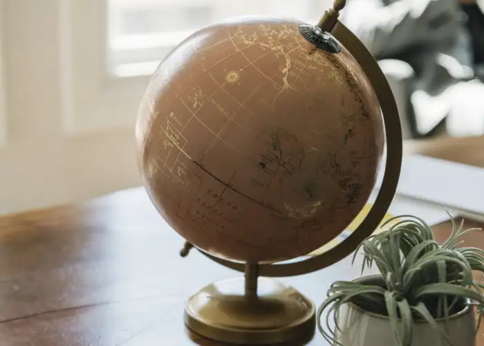 8 World Map-Inspired Gifts for Father’s Day