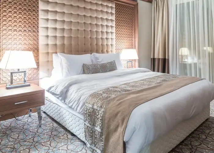 9 Ways to Make Your Hotel Room More Comfortable