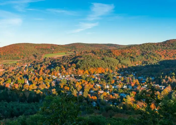 How to Do a Fall Weekend in Woodstock, Vermont