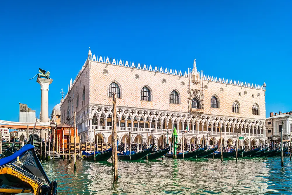 Doge palace venice accessible tourist attraction
