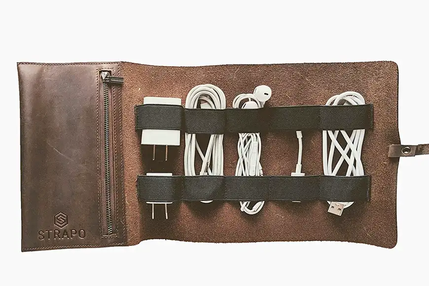 strapo leather accessory pouch.