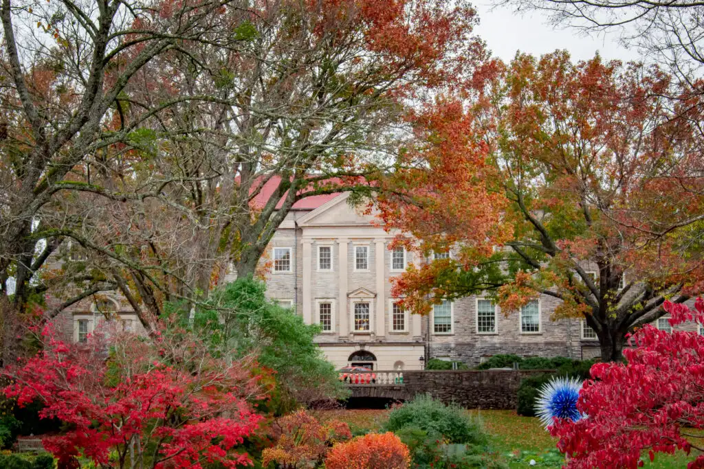 The Cheekwood Estate and Gardens in Nashville, Tennessee surrounded by fall foliage