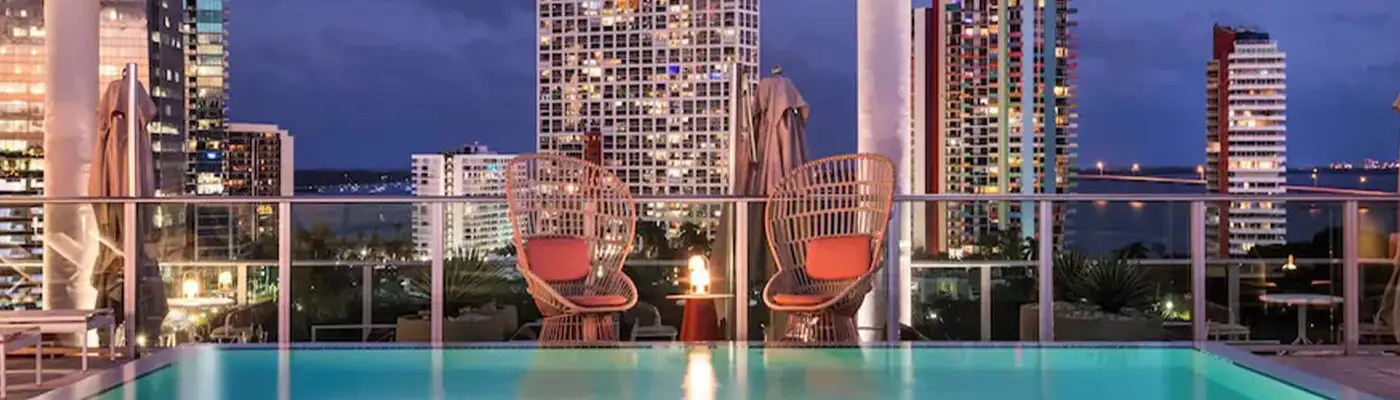 Roof top swimming pool at the Novotel Miami Brickell at night